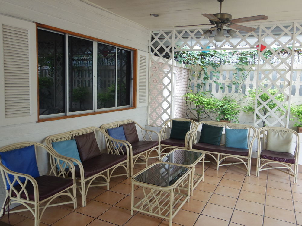 Charming Inn Hotel Pattaya Exterior photo